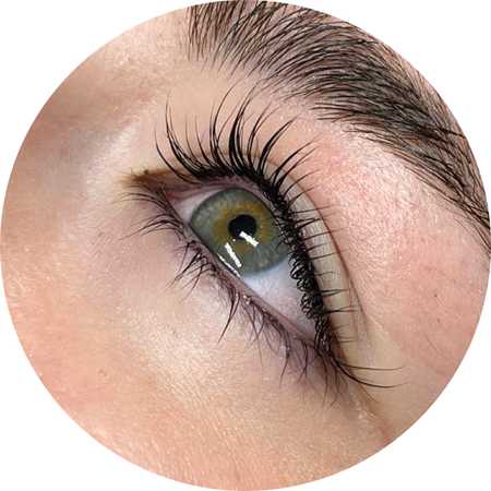Eye with lash lift