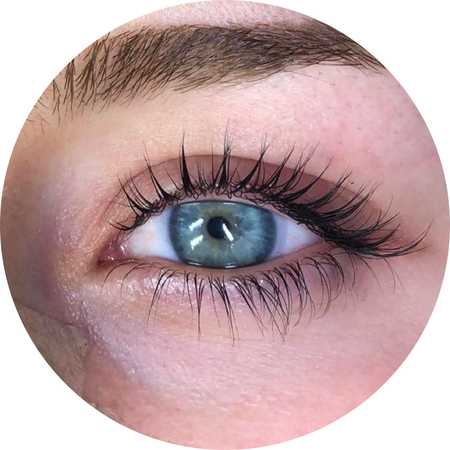Eye with lash lift